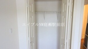 西山コンドミニアムの物件内観写真